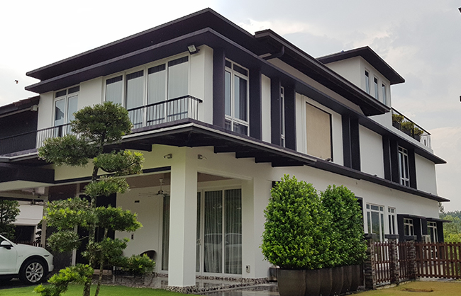 Sliding Glass Door & Casement Window